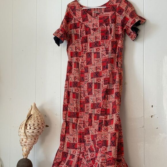 Vintage Dresses & Skirts - Antique Pre-Statehood Hawai’i 1950’s Mu’u Mu’u -Liberty House